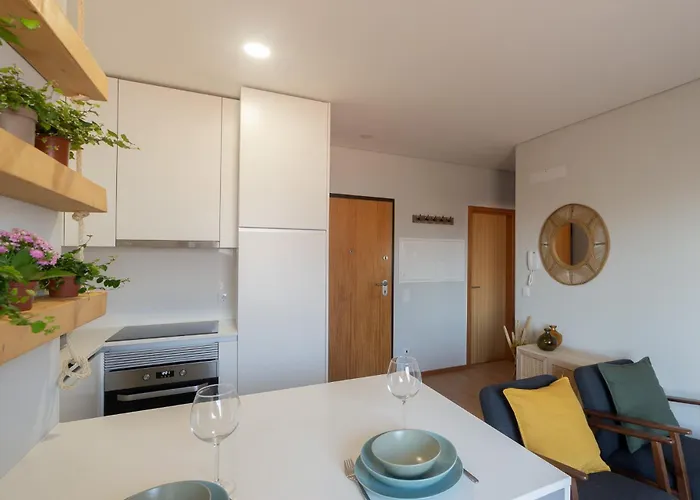 2e Encantador A 3 Minutos Da *